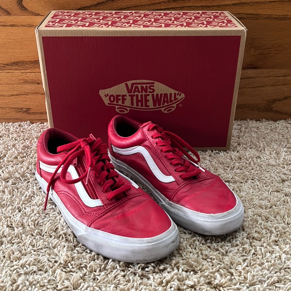 Vans Old Skool Leather Zip Sneaker
